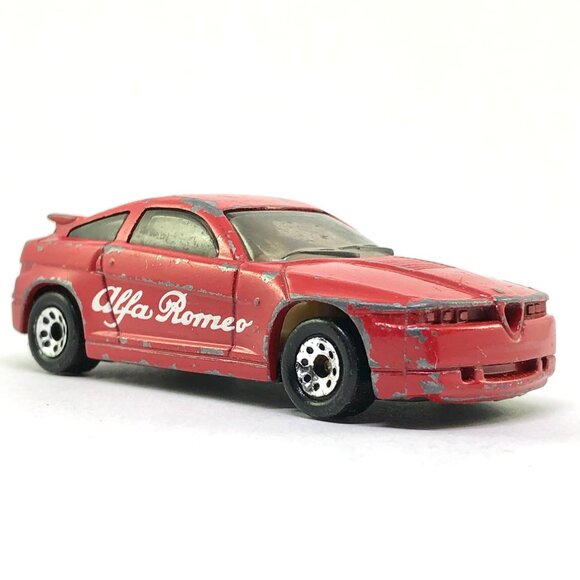 Matchbox 1989-1991 Alfa Romeo SZ red Collectible 1/64 Scale Diecast Model AS IS - Picture 7 of 14